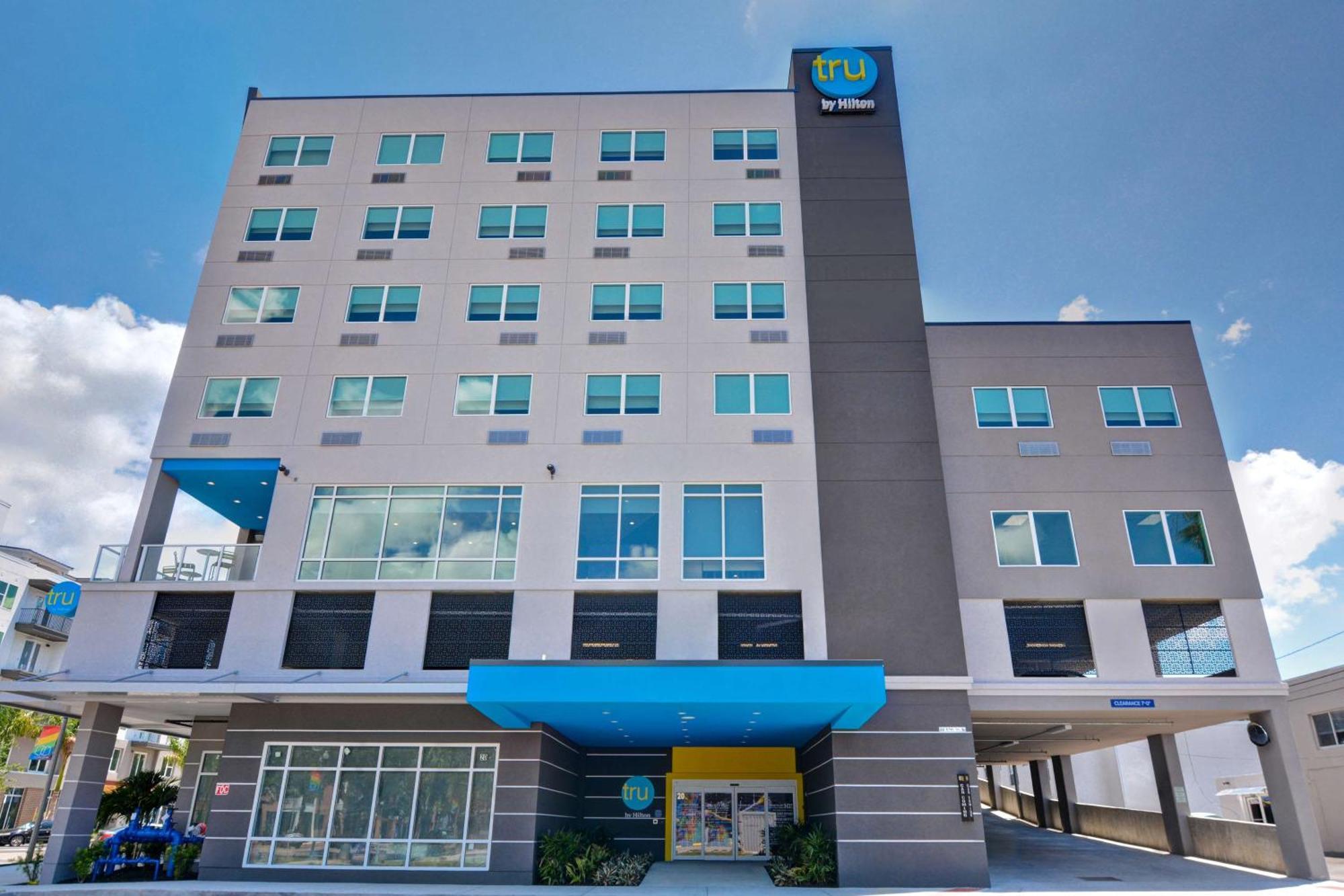 Tru By Hilton St. Petersburg Downtown Central Ave Exterior photo